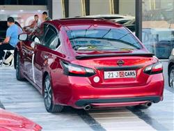 نيسان ألتيما